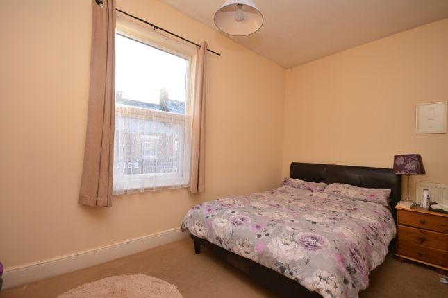 24, KETTERING photo 4