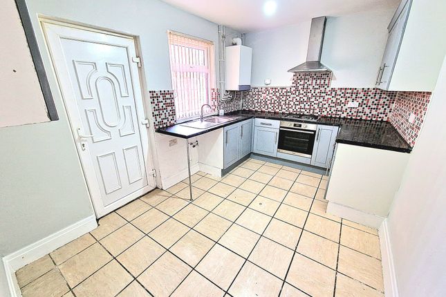 Thumbnail Terraced house to rent in Beresford Street, Manchester