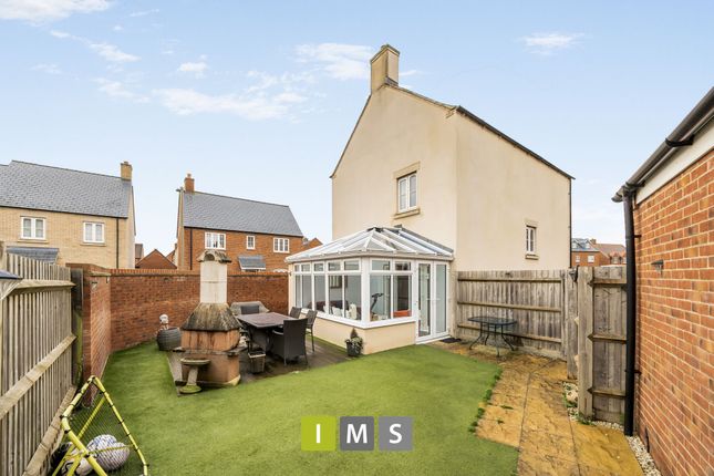 4-bed house on 3 Lingfield Road, Bicester, £500,000
