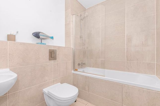 Flat for sale in Wilder Street, St Pauls, Bristol