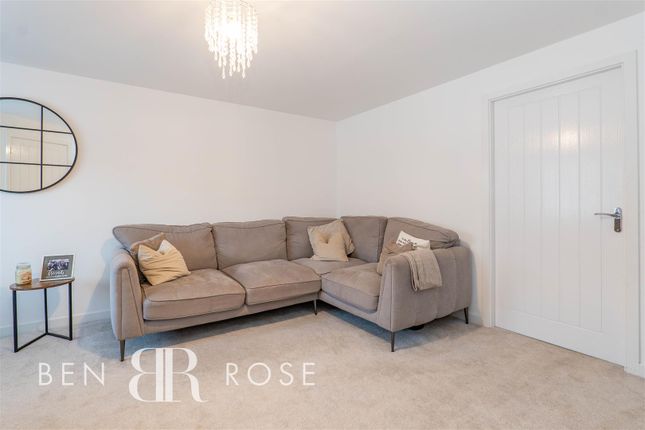 49, Swallowtail Way, Bamber Bridge photo 4