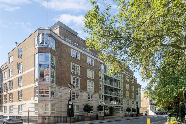 Thumbnail Flat for sale in Vincent Square, London