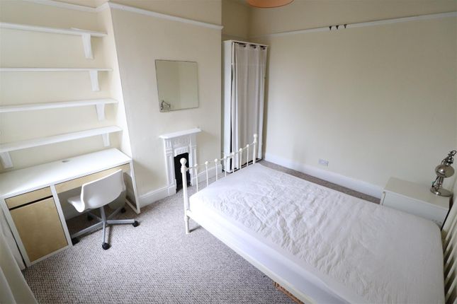 Shared accommodation to rent in Melville Road, Coventry