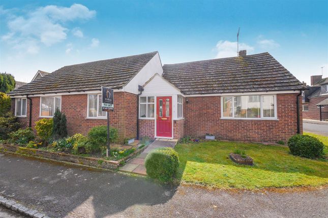 Detached bungalow to rent in Jemmetts Close, Dorchester-On-Thames, Wallingford OX10