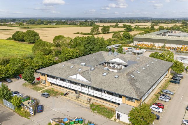 Cube House, Quilters Way, Hp22 5Tb Drone-1.Jpg
