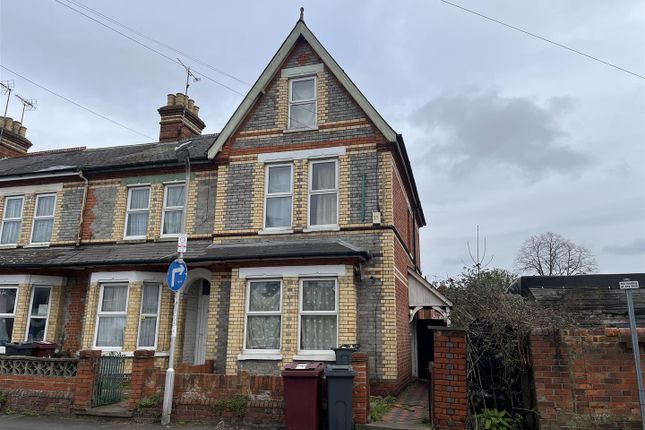 Thumbnail End terrace house to rent in Cholmeley Road, Reading