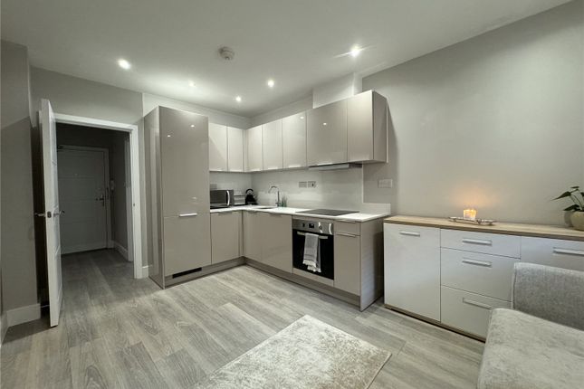 54 Holmes Park,, North Street, West Sussex photo 4