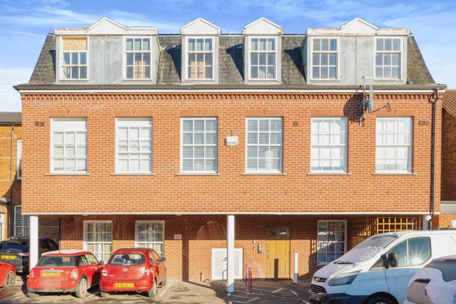 Thumbnail Flat for sale in The Crescent, Bedford