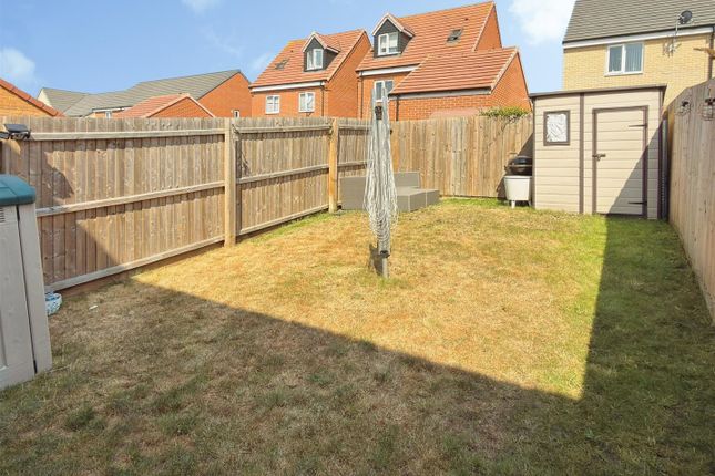 45, Lyncoln Drive, Lowestoft photo 4