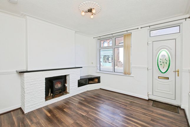 64, Station Road, Derbyshire photo 4