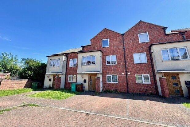 Property to rent in Wichal Close, Nottingham