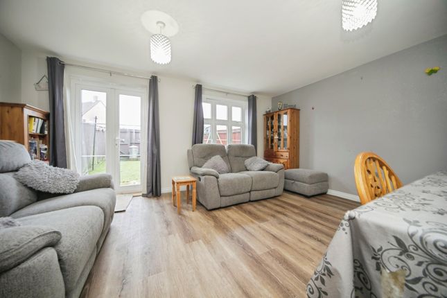 9, Lancaster Avenue, Thetford photo 3