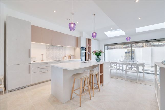 Thumbnail End terrace house to rent in Imperial Square, London