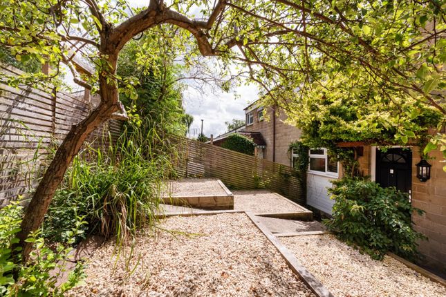 11, Uphill Drive, Bath photo 2