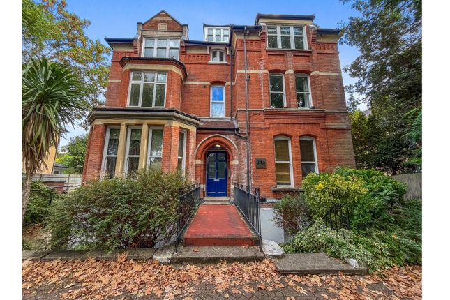 1-bed flat on 34A Flat 4, Arterberry Road, London, £195,000