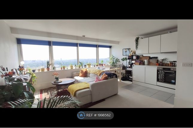 Flat to rent in Aragon Tower, London