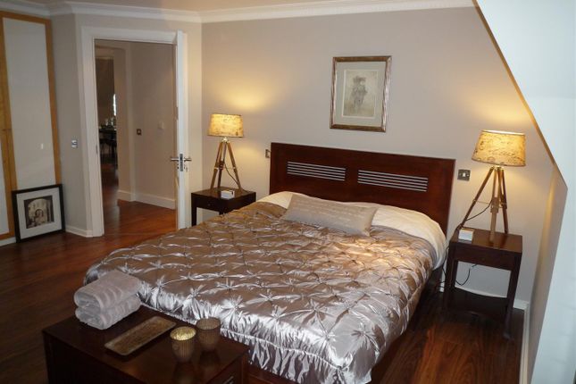 Boydell Court, 1010, St Johns Wood Park, St Johns Wood photo 5