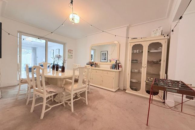 45, Bowes Road, London photo 3