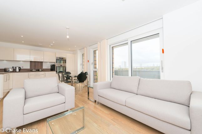 Thumbnail Flat to rent in Ivy Point, St Andrews, Bow