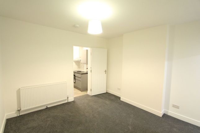 Flat B, 467 Oxford Road, Reading photo 4