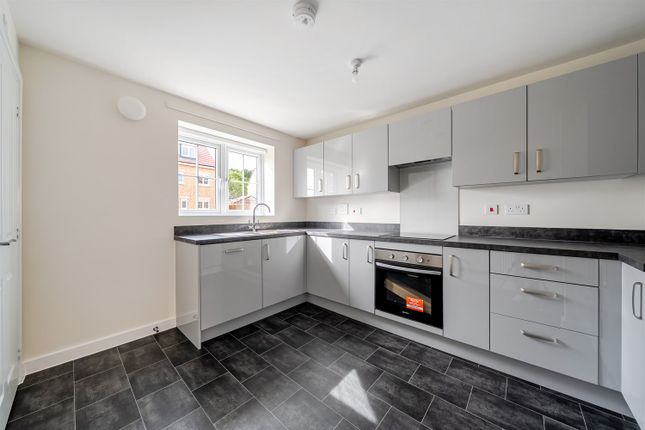 29, Furnace Drive,, Costhorpe, Worksop photo 4