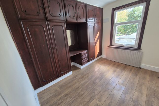 66, Upton Park Road, London photo 5