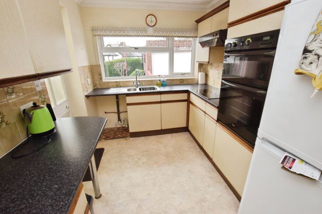 44, Warwick Road, Exeter photo 4