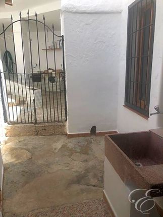 Town house for sale in Periana, Axarquia, Andalusia, Spain