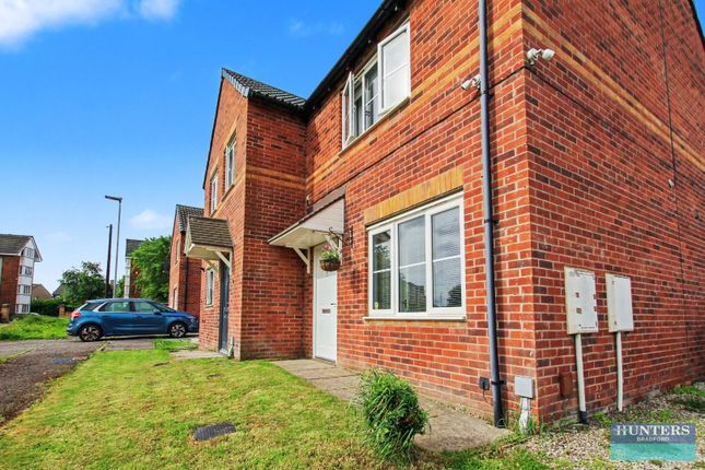 5, Saxton Place, Bradford photo 4
