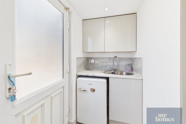 9, Woodlands Park Drive, Cardiff photo 5