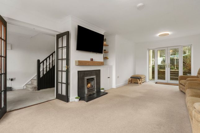 8 Promenade Drive, Milford Haven photo 4