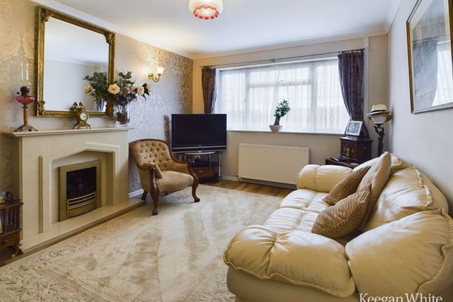 20, Terryfield Road, High Wycombe photo 4