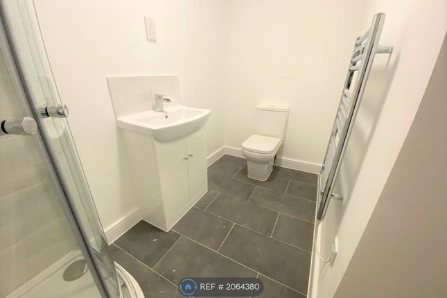Flat to rent in Porchester House, Nottingham