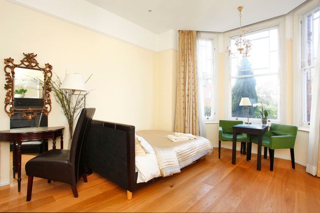 Fairhazel Gardens, Fairhazel Gardens, Swiss Cottage photo 2