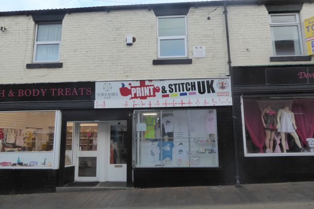 Retail premises to let in Sagar Street, Castleford