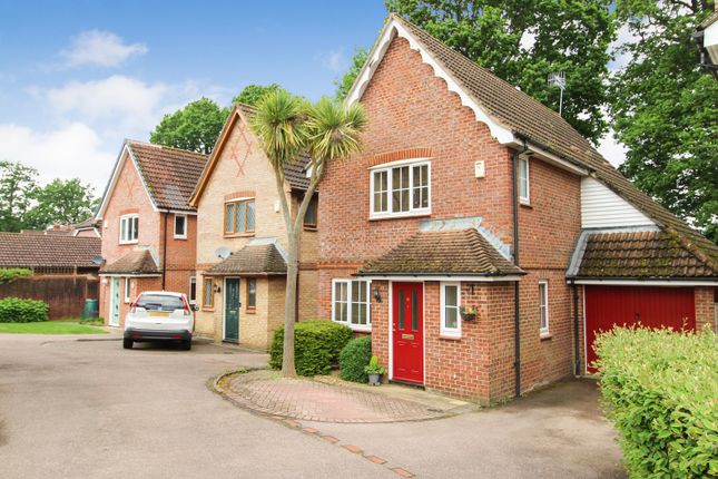 Thumbnail Detached house for sale in Taunton Close, Crawley, West Sussex.