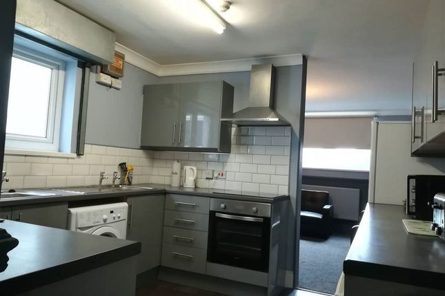Thumbnail Flat to rent in Uplands Crescent, Uplands, Swansea