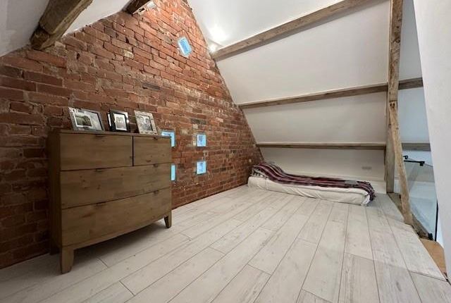 Bedroom 3 Mezzaine.Jpg