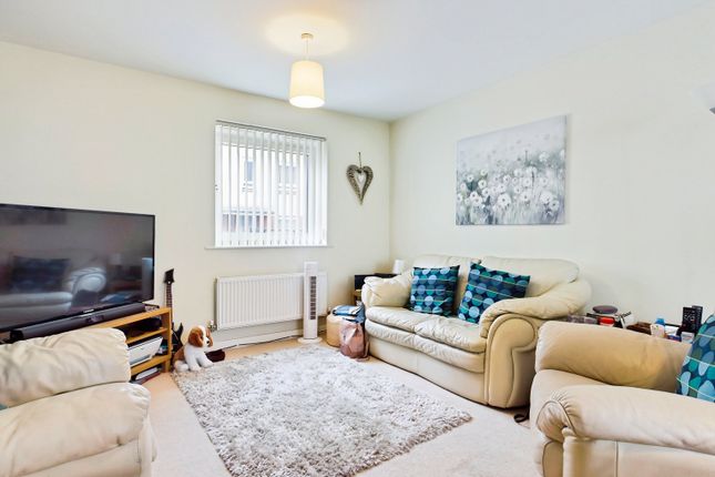 72, Phoebe Road, Swansea photo 2