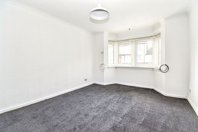 11 Anton Crescent, Glasgow photo 2
