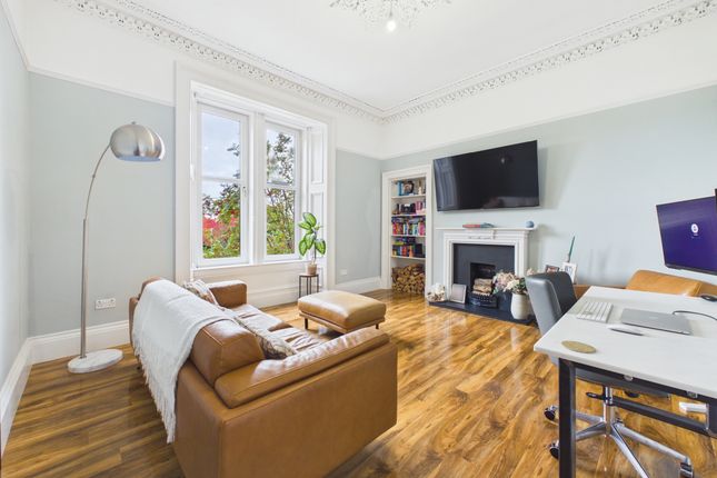1/2, 1 Creswell Terrace, Uddingston photo 2
