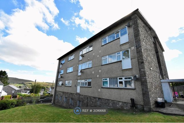 Flat  The Hendre Flats Harcourt Road, Brynmawr, Wales photo 4