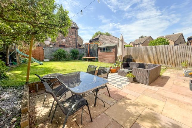21, Harebell Close, Cambridge photo 2