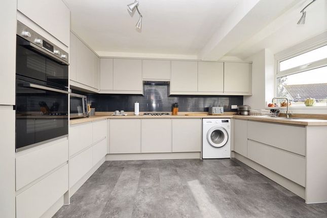 9, Summercourt Way, Brixham photo 3