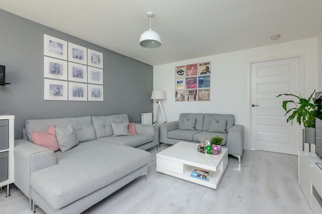 41, Easter Langside Drive, Dalkeith photo 2