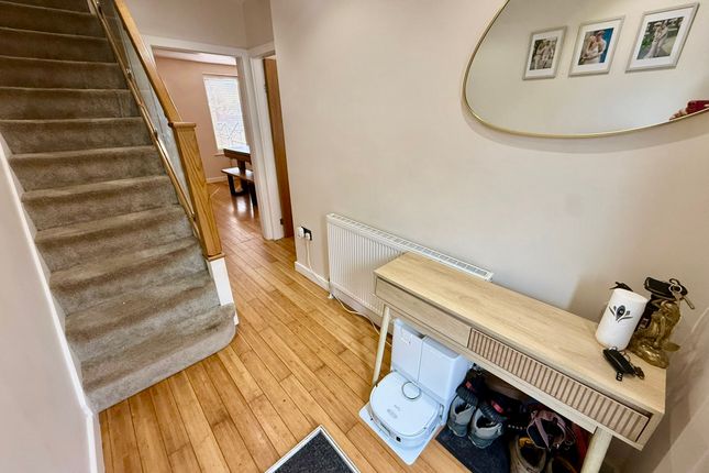 3, Porter Avenue, Barnsley photo 3