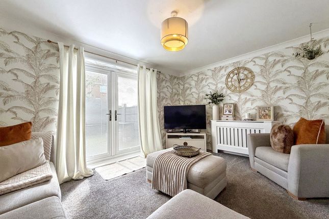 24, Millbank Lane, Stockton-on-Tees photo 3