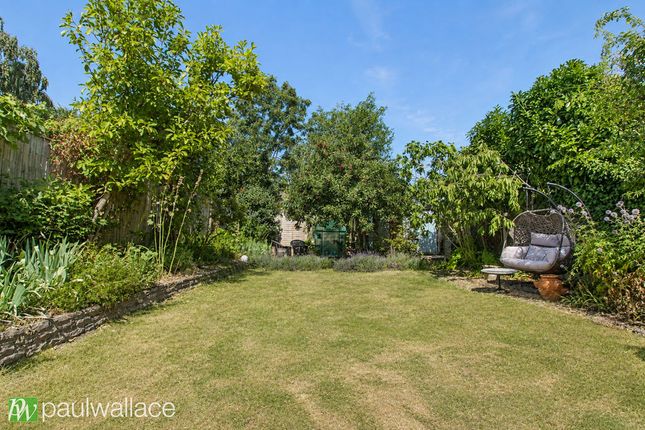 4, Cheffins Road, Hoddesdon photo 4