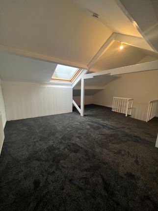 End terrace house to rent in Hanson Lane, Huddersfield