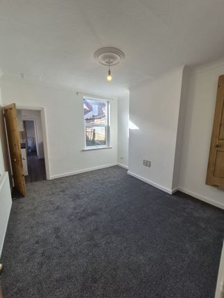 29 Daisy Road, Birmingham photo 4